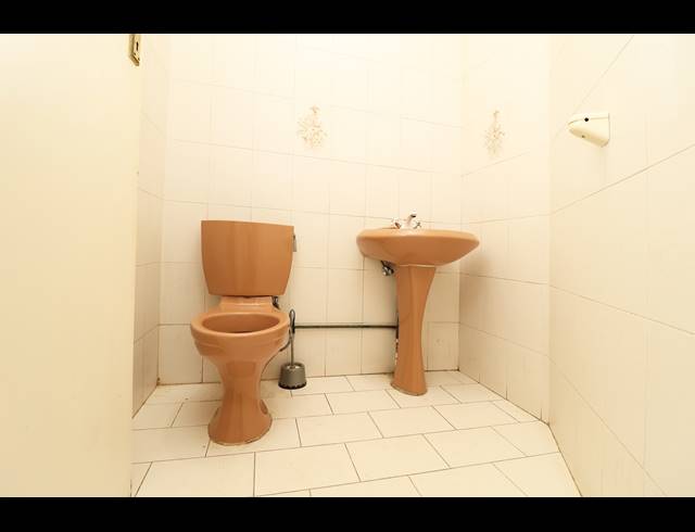 9 BEDROOM HOUSE FOR SALE IN KEW